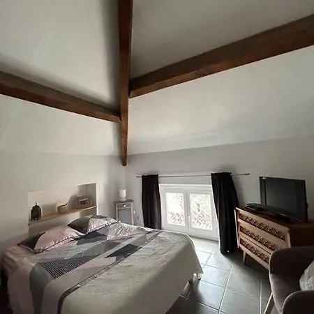 Au Coeur D'un Village Appartamento *